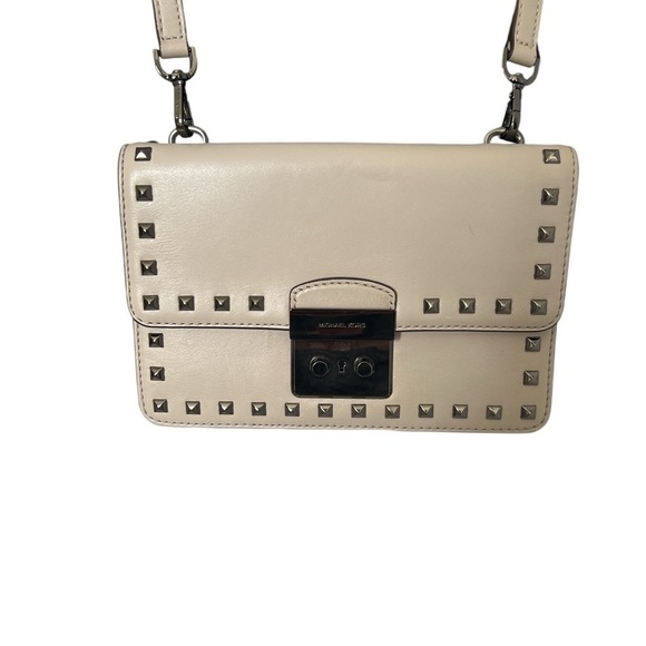 MICHAEL Michael Kors Sloan Studded Small Gusset Crossbody
Clutch Bag Cement - Picture 3 of 10